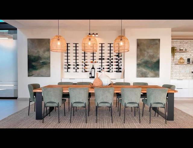 5 BEDROOM HOUSE FOR SALE IN MIDSTREAM HEIGHTS